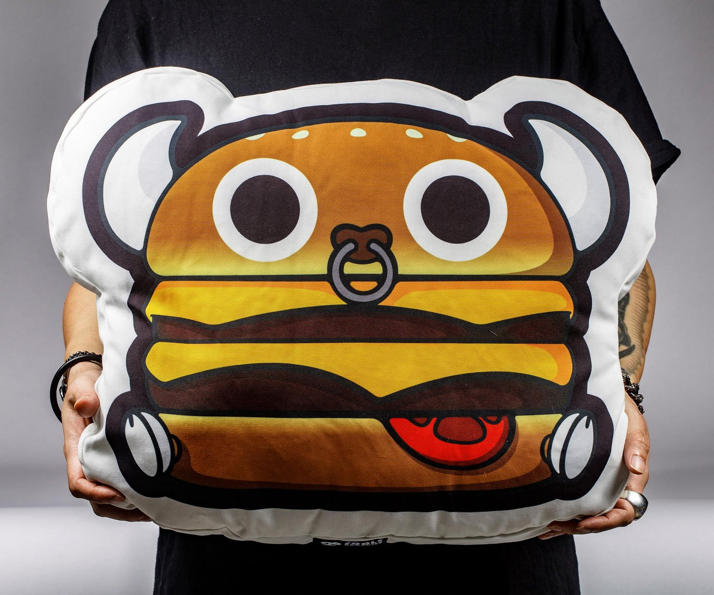 *Fools Paradise - BEEFY CUSHION