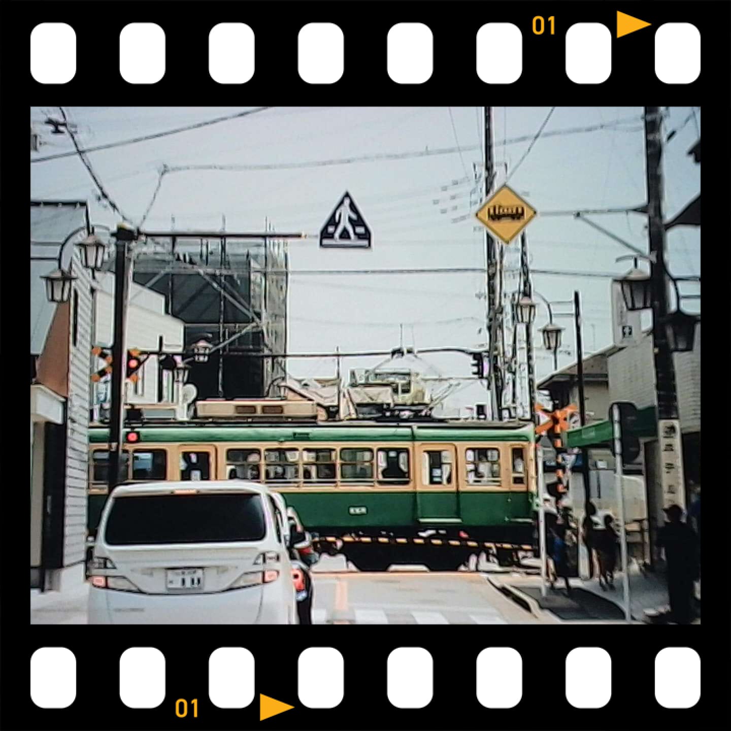 Escura - SnapRoll 菲林型數碼相機盲盒